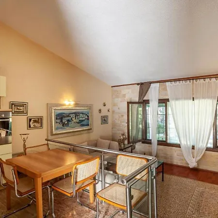 Villa Elegant Marlon With Shared Pool Near Sani *